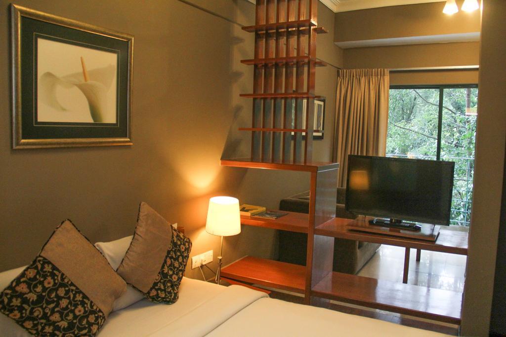 Peninsula Residence All Suite Hotel 쿠알라룸푸르 외부 사진